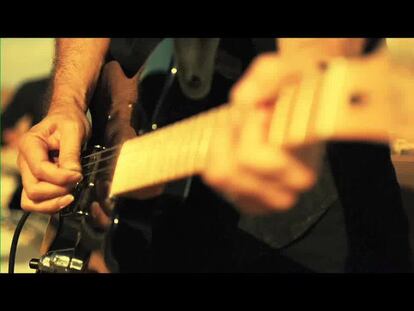 El nuevo 'Hombre de negro' de Loquillo y sus amigos