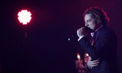 Bisbal, durante su actuación anoche en el Palacio de los Deportes.