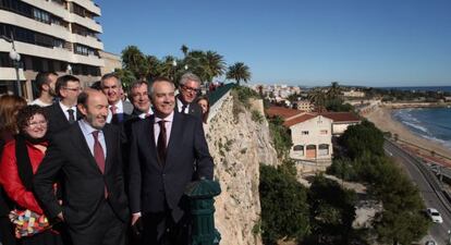 Alfredo P&eacute;rez Rubalcaba, Pere Navarro, Ximo Puig, Rafel Gonz&aacute;lez Tovar y Josep F&egrave;lix. 