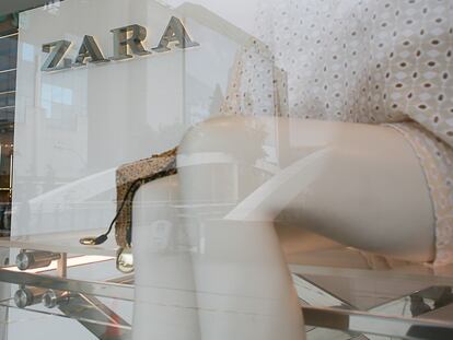 Escaparate de una tienda de Zara en el centro de Madrid, la semana pasada.