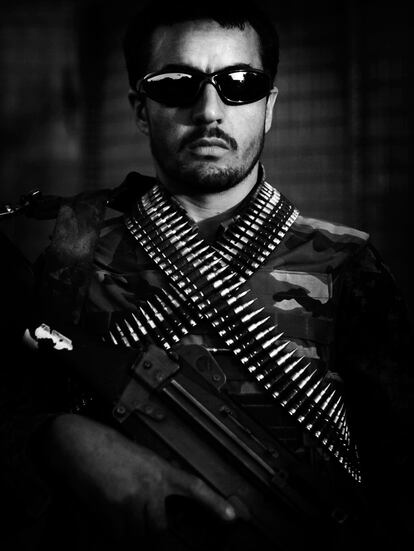 El soldado afgano Aziz Ala, de la etnia tayica.