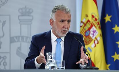 El ministro de Política Territorial y Memoria Democrática de España, Víctor Torres, durante la rueda de prensa posterior al Consejo de Ministros y Ministras.