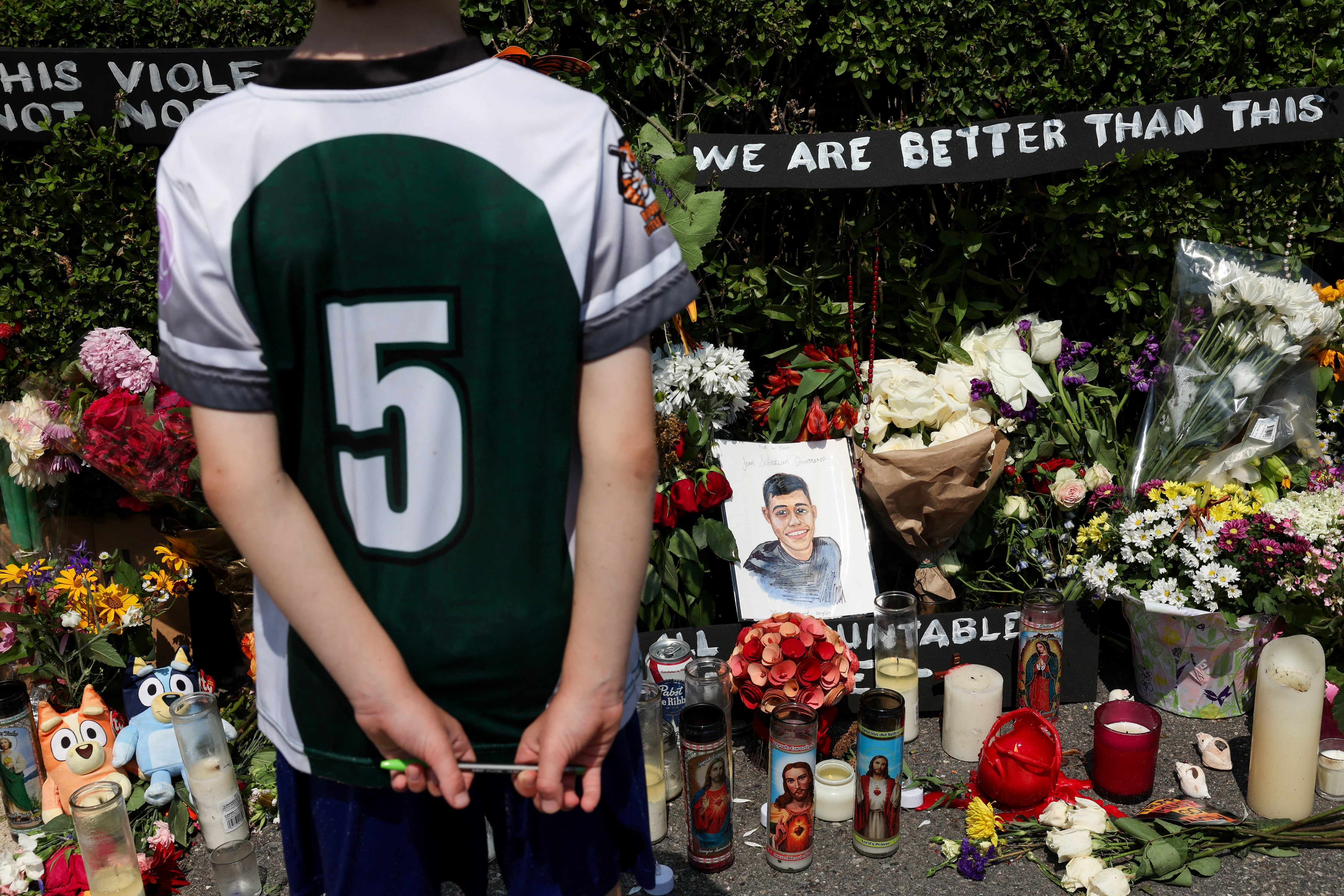 El FBI dejará de investigar los casos de muertes que involucran a agentes del ICE