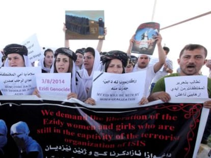 Yazidis pedem em agosto a libertação das mulheres.