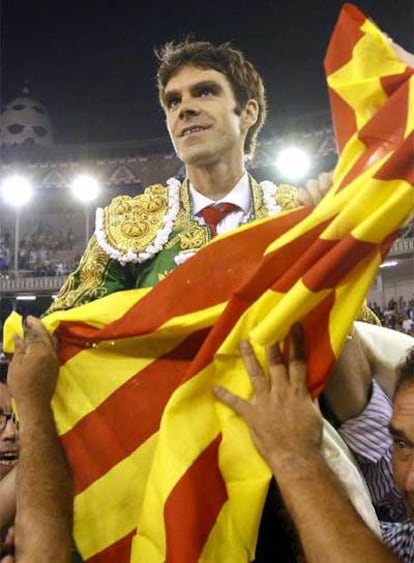 José Tomás en una imagen de archivo tomada tras una corrida en Barcelona