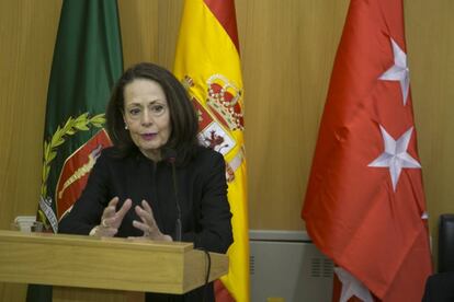 La directora del Centro de Estudios Políticos y Constitucionales, Yolanda Gómez Sánchez, durante su intervención. 
