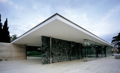 O Pavilhão Alemão desenhado por Mies van der Rohe para a Exposição de Barcelona de 1929.