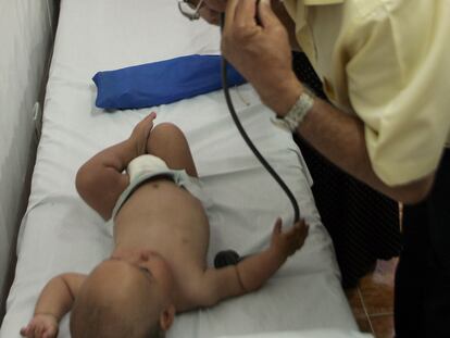 ¿Pregunto al pediatra o a Internet?