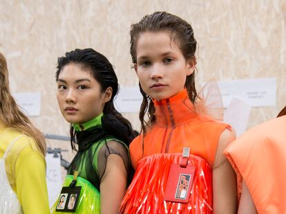 Backstage de Prada.