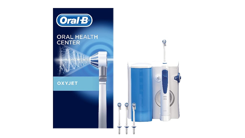 Este irrigador bucal permite acometer una limpieza dental en profundidad. ORAL-B.