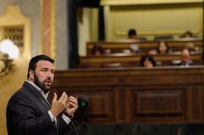 El diputado de EH Bildu Jon Iñarritu en el debate sobre seguridad ciudadana, este martes en el pleno del Congreso.