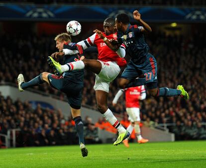 Yaya Sanogo, Toni Kroos y David Alaba durante el partido. 