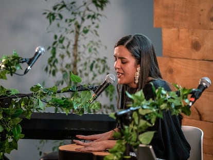 La cantante Valeria Castro actúa el miércoles en el espacio V22, dentro de la gira de conciertos Gira en Kasas.