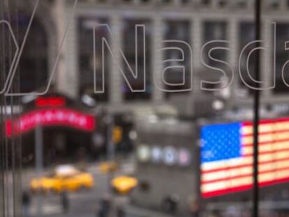 Logo del Nasdaq en la Bolsa de Nueva York