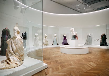 El Petit Palais de París dedica una exposición a Worth, padre fundador de la alta costura, hasta el 7 de septiembre.