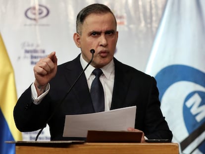 El fiscal general de Venezuela, Tarek William Saab, en una rueda de prensa celebrada en Caracas el 8 de mayo de 2020.