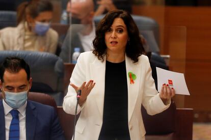 La presidenta de la Comunidad de Madrid, Isabel Díaz Ayuso, durante el Pleno de la Asamblea de este jueves.