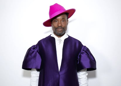 Aparte de un actor premiado y un activista por los derechos de la comunidad negra y LGTBQI, Billy Porter se ha convertido en un icono de moda gracias a sus osados estilismos en las alfombras rojas. Esta imagen fue tomada durante la London Fashion Week celebrada a comienzos de septiembre de 2019 en Londres.