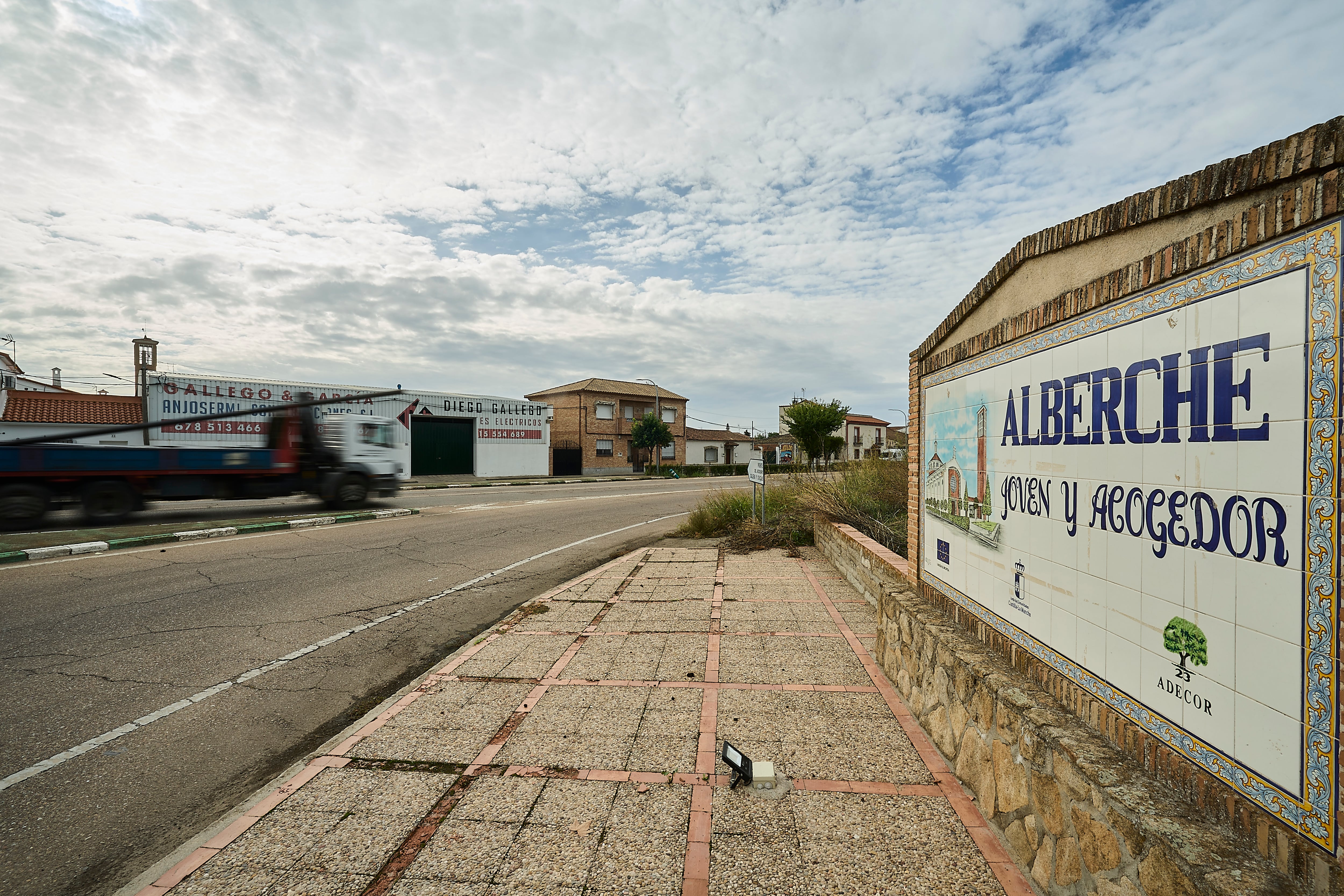 Alberche del Caudillo sospende il procedimento di cambio nome per rimuovere il riferimento a Franco