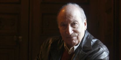 El periodista y escritor Tomás Eloy Martínez.
