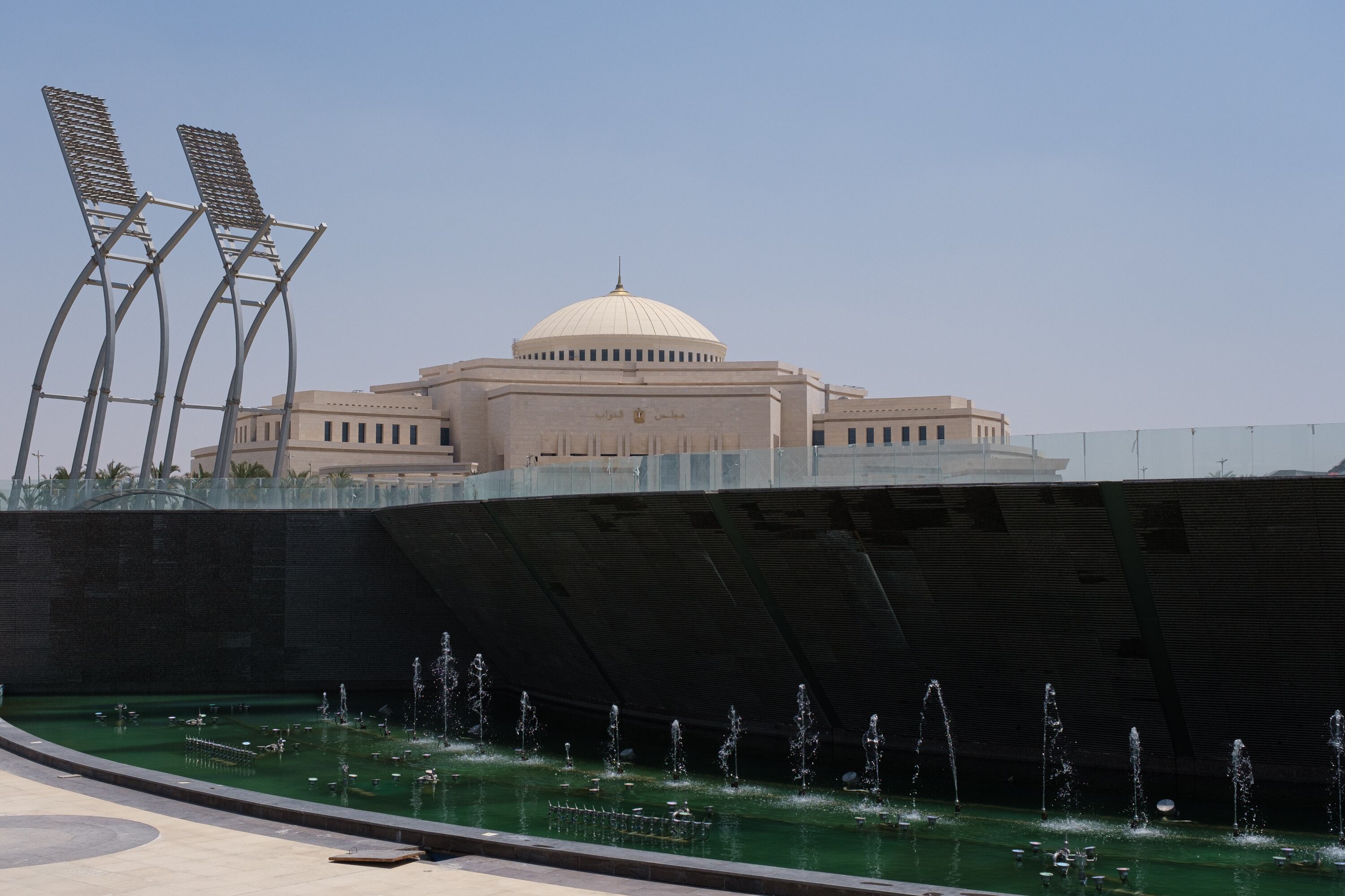 El nuevo edificio del Parlamento egipcio. La nueva capital concentrará los centros de poder del Estado, agrupados en distritos temáticos: Gobierno, cultura, negocios, deporte...