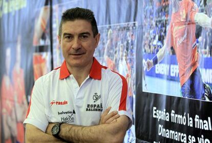 Manuel Cadenas, nuevo seleccionador nacional de balonmano masculino.