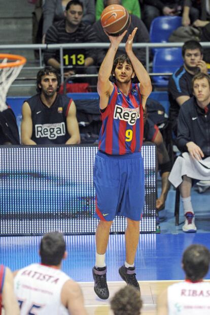 Ricky lanza un triple en las semifinales ante el Caja Laboral