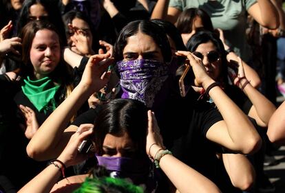 Manifestación en defensa de los derechos de las mujeres en Guadalajara, México. 