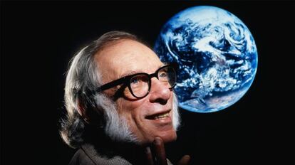 Isaac Asimov, el escritor y profesor de bioqu&iacute;mica famoso por sus obras de divulgaci&oacute;n cient&iacute;fica, historia y ciencia ficci&oacute;n.