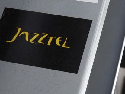 Jazztel dice adiós a la Bolsa tras 15 años