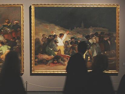 <i>El 2 de mayo de 1808 en Madrid, la carga de los mamelucos</i> (izquierda) y <i>El 3 de mayo en Madrid, los fusilamientos en la montaña del Príncipe Pío, </i><b>las joyas de la muestra</b>.