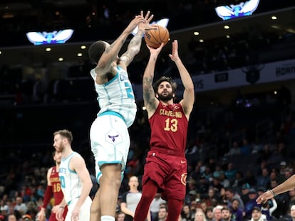 Ricky Rubio lanza a canasta durante un encuentro de la temporada pasada.