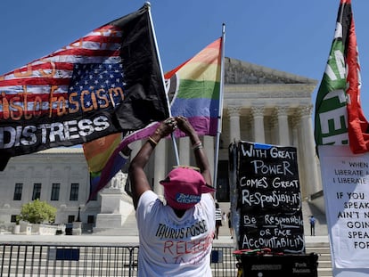 Protesta ante el Tribunal Supremo, en Washington, en favor de las píldoras abortivas, en abril del año pasado.