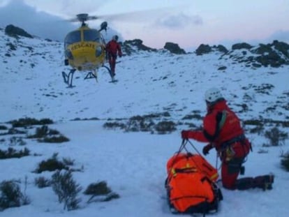 Imagen del rescate en la ruta Puerto del Peón