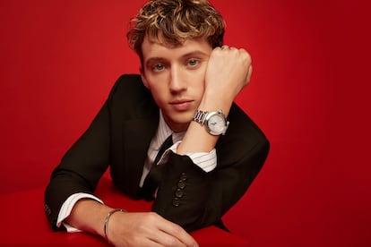 El cantante Troye Sivan, embajador de Cartier.