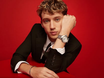 El cantante Troye Sivan, embajador de Cartier.