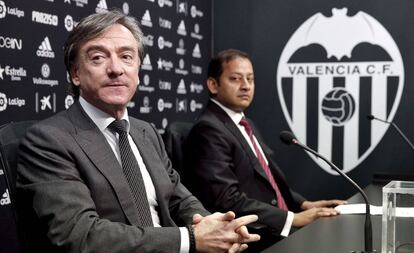 Murthy (derecha) y García Pitarch.