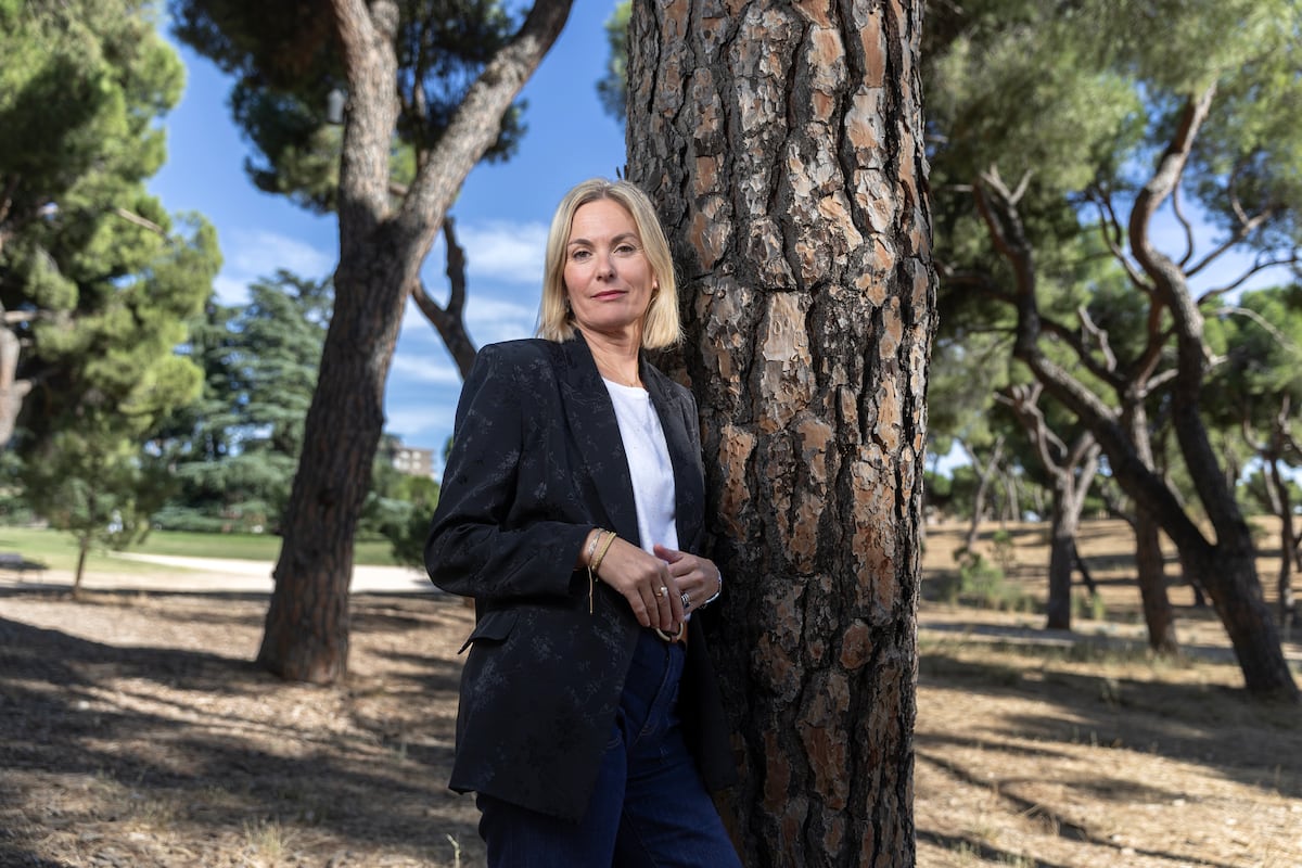 Sophie Baby, historiadora: “Los jóvenes cantan el ‘Cara al sol’ porque no saben qué era. No se lo han contado”