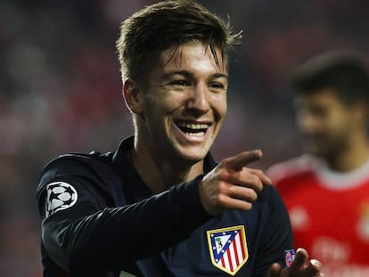 Vietto, festeja un gol con el Atl&eacute;tico, que lo ha cedido al Sevilla.