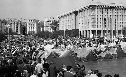 Estudiantes participan en la 'Revolución sobre el Granito', buscando la independencia de Ucrania de la URSS., en octubre de 1990.