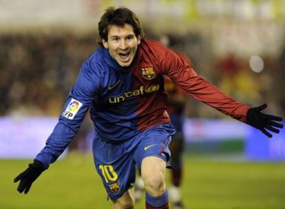 Messi celebra el segundo gol del Barça ante el Racing.