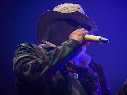 Bad Bunny, durante su concierto en el Sónar. 