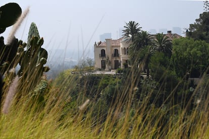 La nueva casa que desde hace unos años se erige en Cielo Drive, sustituyendo a la mansión donde Sharon Tate y otras cuatro personas fueron asesinadas por los mercenarios de Charles Manson en 1969.