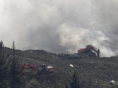 El desprendimiento de toneladas de residuos en Zaldibar, que causó dos víctimas, provoca indignación