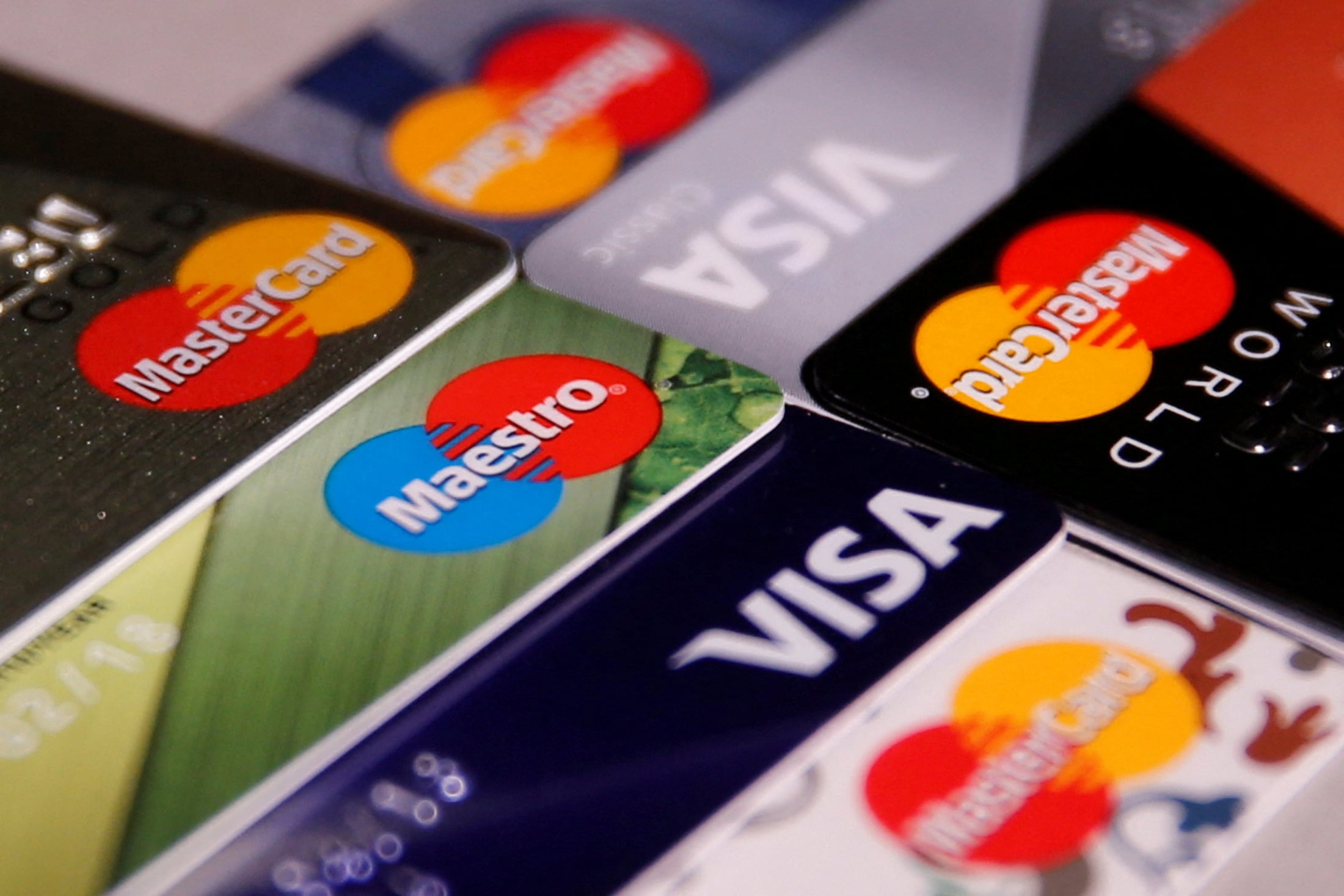 Tarjetas Mastercard, Visa y Maestro.
