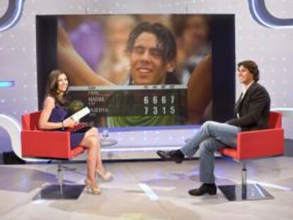 Fotografía facilitada por TVE de la entrevista realizada al tenista Rafael Nadal por la periodista Ana Pastor en el programa "Los desayunos de TVE". EFE/Archivo