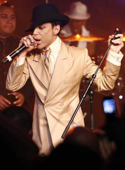 Prince, durante su actuación en Montreux.