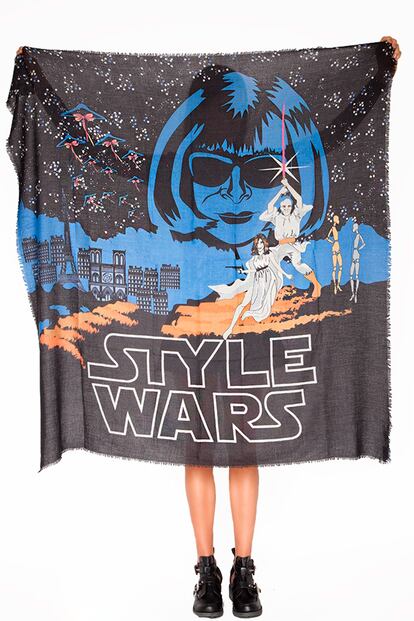 Anna Wintour se cuela en la versión de Style Wars que propone Pixie Market (134 euros aproximadamente).