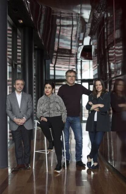 De izquierda a derecha: Manolo Borja-Villel, Rosa Ferré, Belén Valbuena y Mateo Maté, en el Reina Sofía.