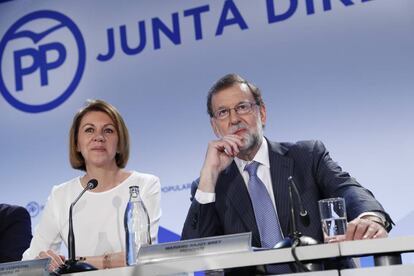 Mariano Rajoy y María Dolores de Cospeal el pasado día 6 de junio en la sede del PP.
